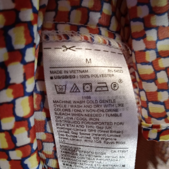 Gap Cool Effect With Burnt Orange Effect - Picture 3 of 5